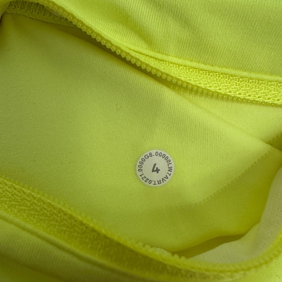Lululemon Speed Up 4” Shorts, Size 4 - Picture 8 of 8